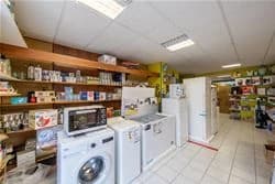 Rayon cuisson et micro-ondes du magasin d'électroménager à Arinthod