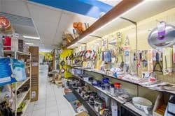 Rayon petit électroménager du magasin Grand Laurent à Arinthod